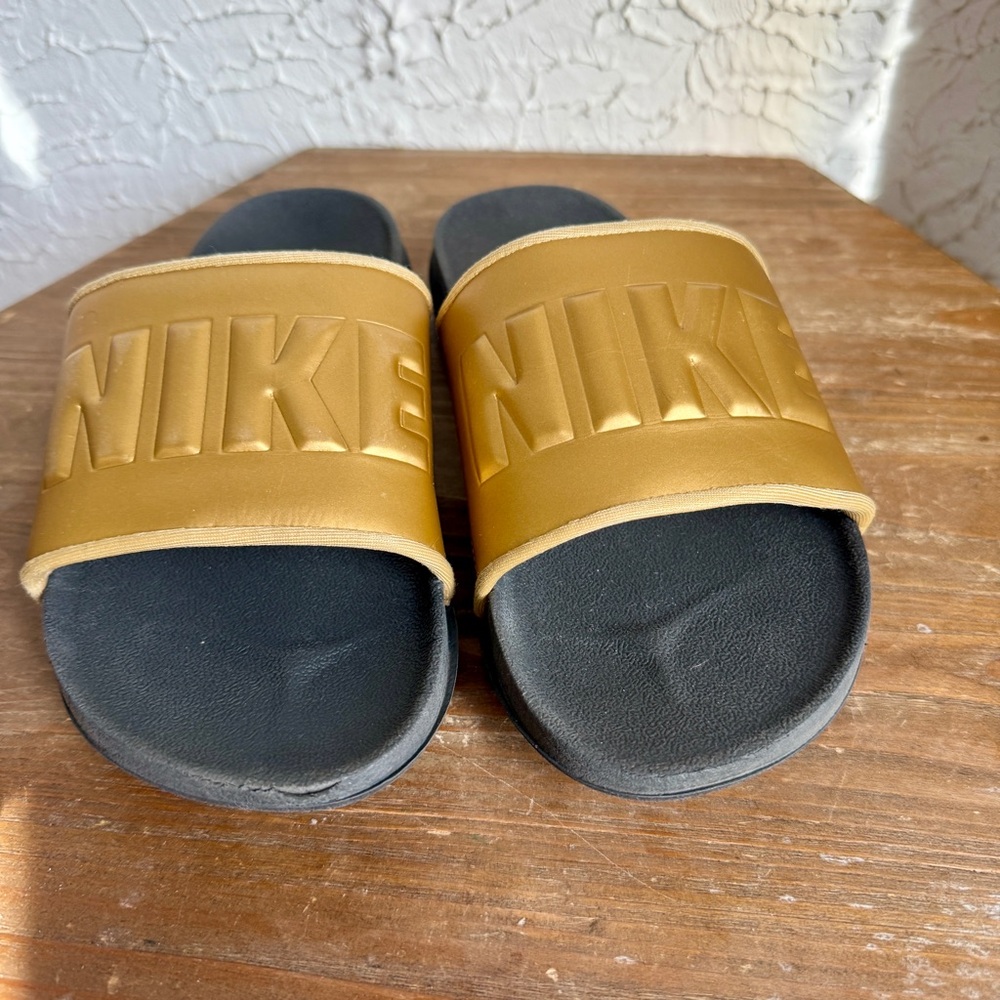 Nike Kids Gold and Black Slide Sandals - Picture 1 of 5